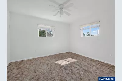 39149 Lacomb Dr, Lebanon, OR 97355 - Photo 23