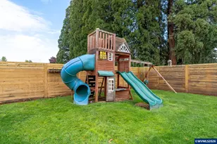 625 S Main St, Mount Angel, OR 97362 - Photo 37