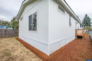 3223 Comber Ct NE, Salem, OR 97305 - Photo 27