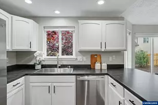 8811 Cori Ct, Corvallis, OR 97330 - Photo 11