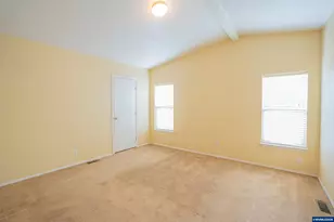 39149 Lacomb Next To Dr, Lebanon, OR 97355 - Photo 5