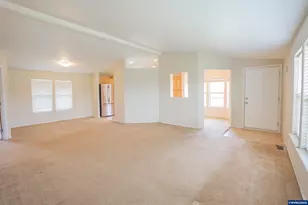 39149 Lacomb Next To Dr, Lebanon, OR 97355 - Photo 11