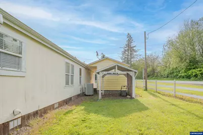 39149 Lacomb Next To Dr, Lebanon, OR 97355 - Photo 29