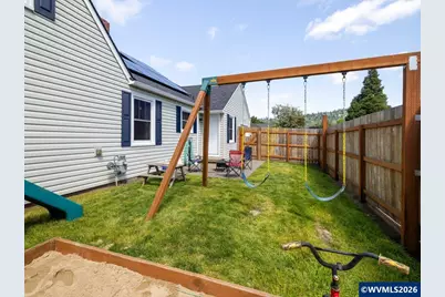 1531 Franklin St, Lebanon, OR 97355 - Photo 17