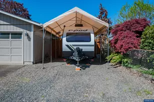 1321 Rock Creek Dr S, Salem, OR 97306 - Photo 3