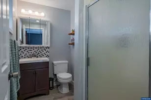 1321 Rock Creek Dr S, Salem, OR 97306 - Photo 23