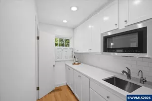 2715 Park Ter SW, Albany, OR 97321 - Photo 13