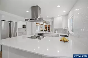 2715 Park Ter SW, Albany, OR 97321 - Photo 9