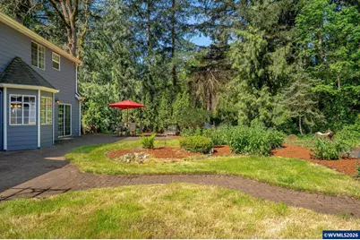6723 Rippling Brook Dr SE, Salem, OR 97317 - Photo 25