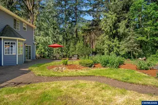 6723 Rippling Brook Dr SE, Salem, OR 97317 - Photo 25