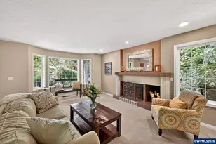 6723 Rippling Brook Dr SE, Salem, OR 97317 - Photo 11