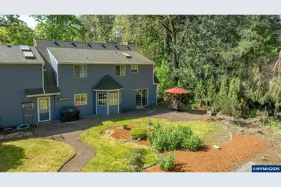6723 Rippling Brook Dr SE, Salem, OR 97317 - Photo 23