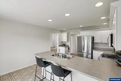 2570 Ptarmigan St NW, Salem, OR 97304 - Photo 17