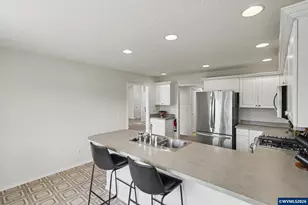 2570 Ptarmigan St NW, Salem, OR 97304 - Photo 17