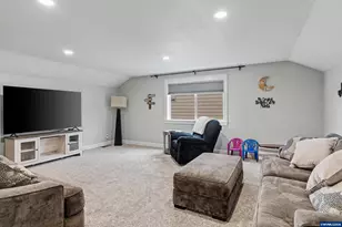 1701 Juniper Butte Ave SE, Salem, OR 97306 - Photo 37