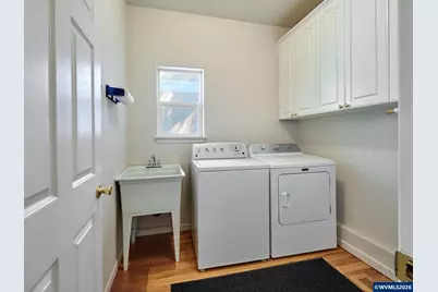 238 Rock St, Silverton, OR 97381 - Photo 35