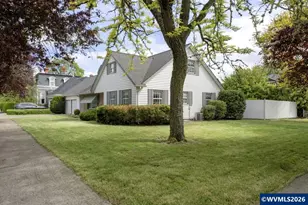 627 SW Ferry St, Albany, OR 97321 - Photo 3