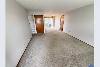 1387 Hampton Wy, Woodburn, OR 97071 - Photo 3