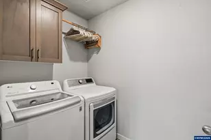 7090 SE Andrea Ln, Corvallis, OR 97330 - Photo 21