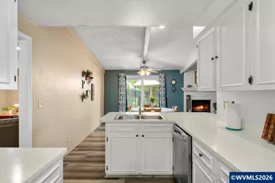 6237 Woodlawn Dr NE, Keizer, OR 97303 - Photo 11