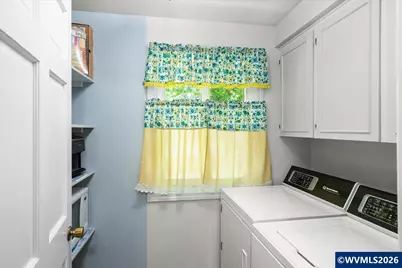 6237 Woodlawn Dr NE, Keizer, OR 97303 - Photo 13