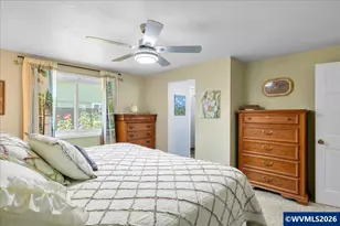 6237 Woodlawn Dr NE, Keizer, OR 97303 - Photo 21