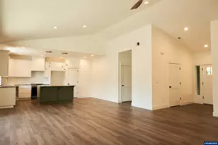 50575 Linnwood Dr, Gates, OR 97346 - Photo 5