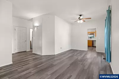 1678 S 7th St, Independence, OR 97351 - Photo 5