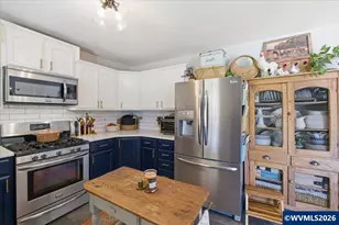 425 Crowfoot Rd, Lebanon, OR 97355 - Photo 11