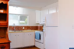 148 Clearwater Ave NE, Salem, OR 97301 - Photo 7