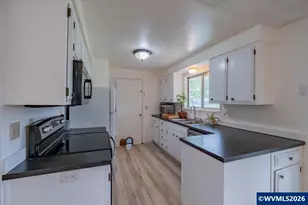 2241 Kalmia St, Sweet Home, OR 97386 - Photo 7