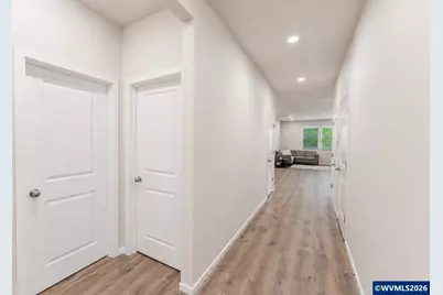 966 Sparrow St, Woodburn, OR 97071 - Photo 17