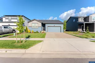 966 Sparrow St, Woodburn, OR 97071 - Photo 33