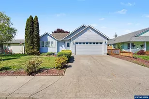 740 SE Lacey St, Sheridan, OR 97378 - Photo 1