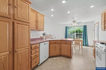 740 SE Lacey St, Sheridan, OR 97378 - Photo 15