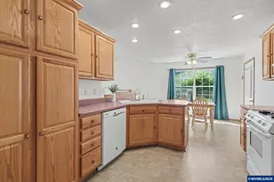 740 SE Lacey St, Sheridan, OR 97378 - Photo 15