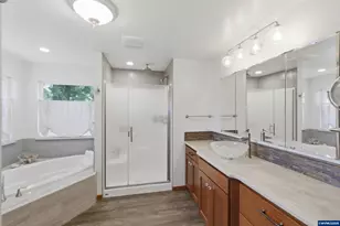 34207 Pennington Ln, Lebanon, OR 97355 - Photo 19