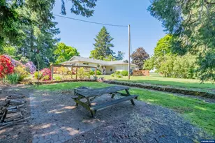 34207 Pennington Ln, Lebanon, OR 97355 - Photo 37