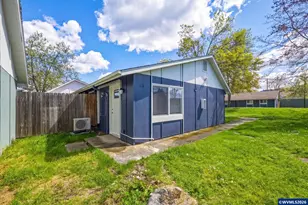 3659 W 18th Ave, Eugene, OR 97402 - Photo 5