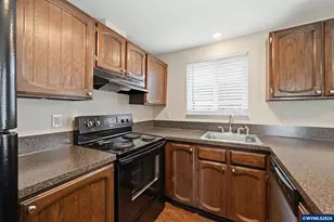 3659 W 18th Ave, Eugene, OR 97402 - Photo 17