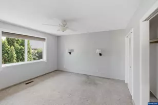 3274 Oakcrest Dr NW, Salem, OR 97304 - Photo 25