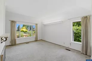 3274 Oakcrest Dr NW, Salem, OR 97304 - Photo 23