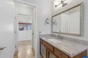 3274 Oakcrest Dr NW, Salem, OR 97304 - Photo 21