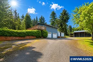 38113 Golden Valley Dr, Lebanon, OR 97355 - Photo 1
