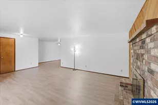 38113 Golden Valley Dr, Lebanon, OR 97355 - Photo 13