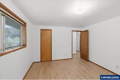38113 Golden Valley Dr, Lebanon, OR 97355 - Photo 23