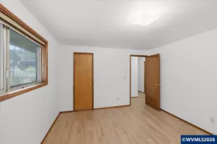 38113 Golden Valley Dr, Lebanon, OR 97355 - Photo 23