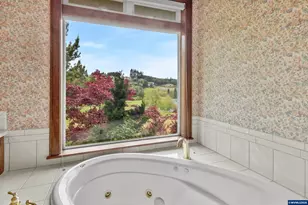 744 Creekside Dr SE, Salem, OR 97306 - Photo 27