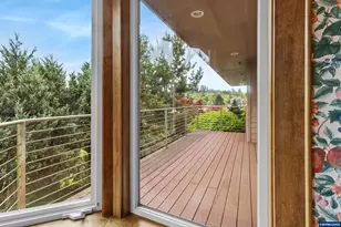 744 Creekside Dr SE, Salem, OR 97306 - Photo 17