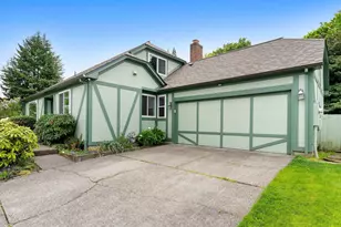 17920 NW Tillamook Dr, Portland, OR 97229 - Photo 3